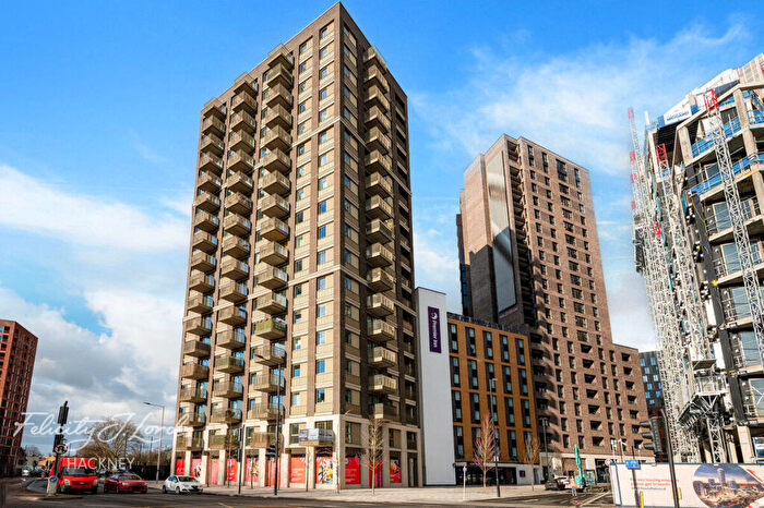 2 Bedroom Apartment For Sale In Station Road, London, N17