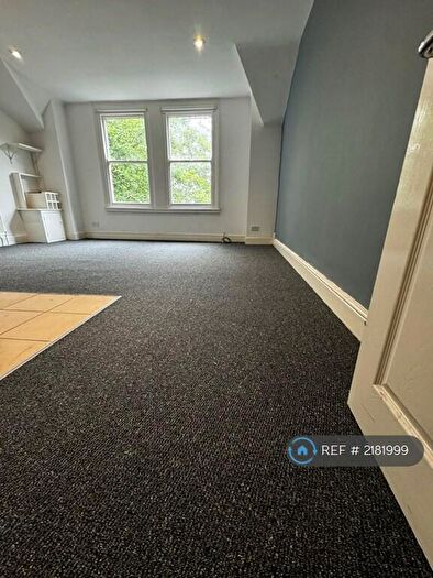 2 Bedroom Flat To Rent In Ivanhoe Road, Aigburth, Liverpool, L17