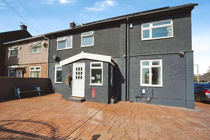 4 Bedroom End Of Terrace House For Sale In Tarvin Road, Cheadle, SK8