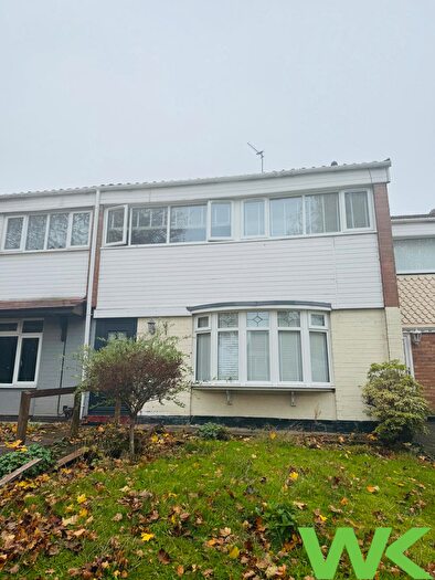 3 Bedroom Terraced House To Rent In Farhill Close, West Bromwich, B71