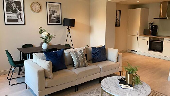 1 Bedroom Flat To Rent In Craignish Avenue, London, SW16