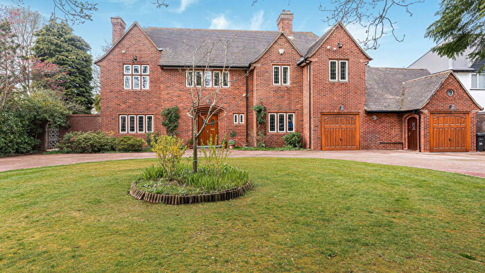 5 Bedroom Detached House For Sale In Moor Hall Drive, Sutton Coldfield, B75