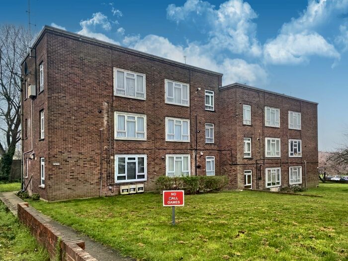 1 Bedroom Flat To Rent In Trevithick Drive, Dartford, DA1