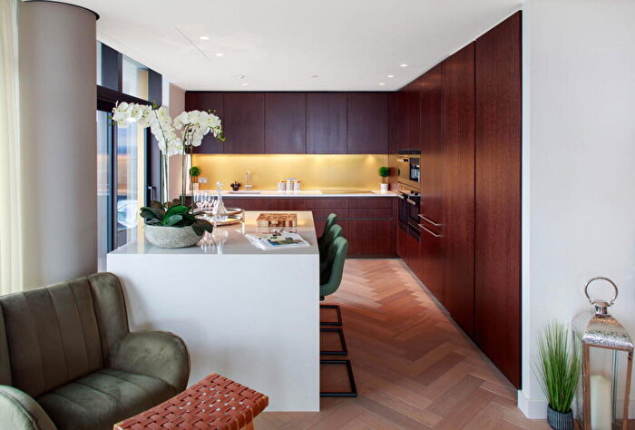 2 Bedroom Penthouse For Sale In Principal Tower, Shoreditch, London, EC2A