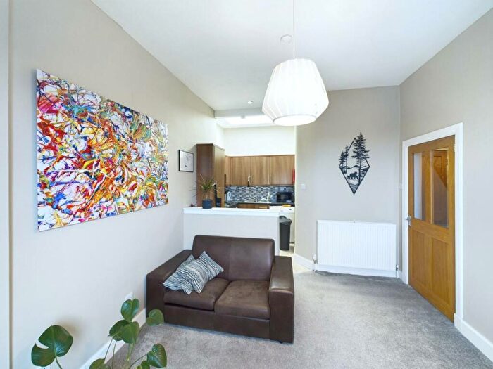 1 Bedroom Flat To Rent In Marionville Road, Abbeyhill, Edinburgh, EH7