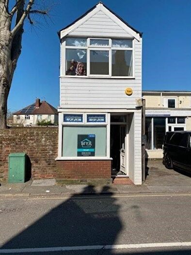 1 Bedroom End Of Terrace House To Rent In High Street, Southampton, Hampshire, SO40