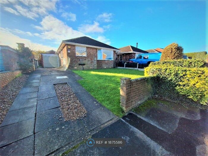 3 Bedroom Bungalow To Rent In Bishopston Walk, Rotherham, S66