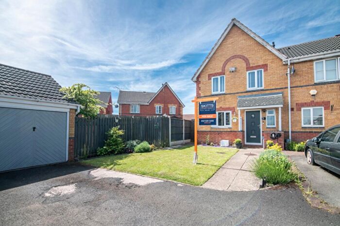 3 Bedroom End Of Terrace House For Sale In Star Close, Tipton, DY4