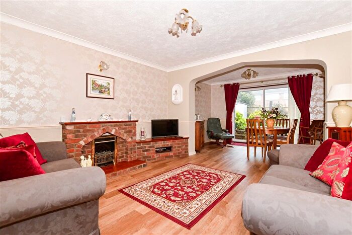 2 Bedroom Semi-detached House For Sale In Hillden Shaw, Loose, Maidstone, Kent, ME15