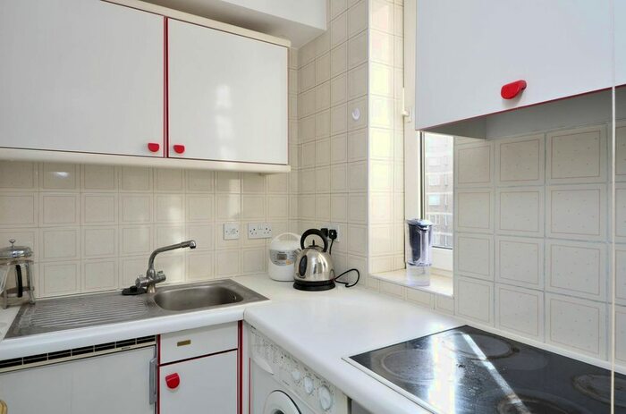 Studio To Rent In Chelsea Cloisters, Chelsea, London, SW3