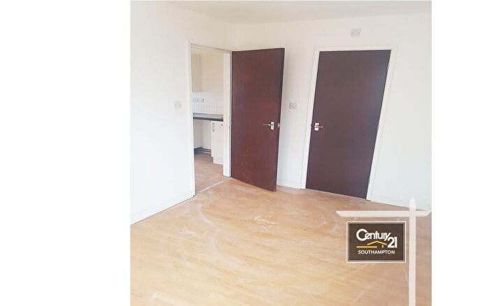 1 Bedroom Flat To Rent In |Ref: |, Cox's Lane, Southampton, SO19