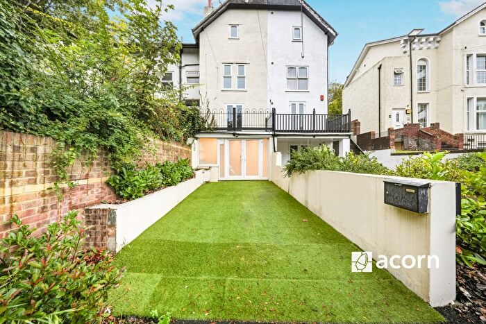 4 Bedroom Town House To Rent In Cobham Terrace, Bean Road, Greenhithe, DA9