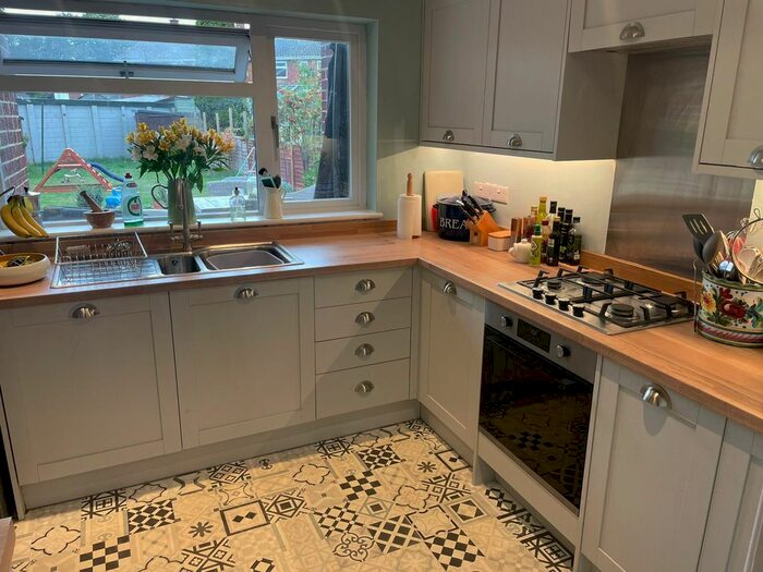 3 Bedroom Semi-Detached House To Rent In Hungerford Road, Calne, SN11