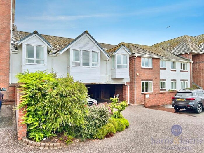 2 Bedroom Apartment For Sale In Anning Road, Lyme Regis, DT7