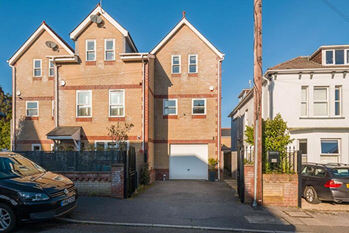 3 Bedroom Semi Detached House For Sale In Balmoral Road, Poole, BH14