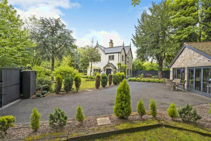 3 Bedroom Detached House For Sale In Doncaster Road, Owston, Doncaster, DN6