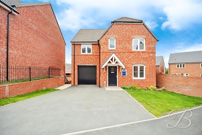 4 Bedroom Detached House For Sale In High Oakham Hill, Mansfield, NG18