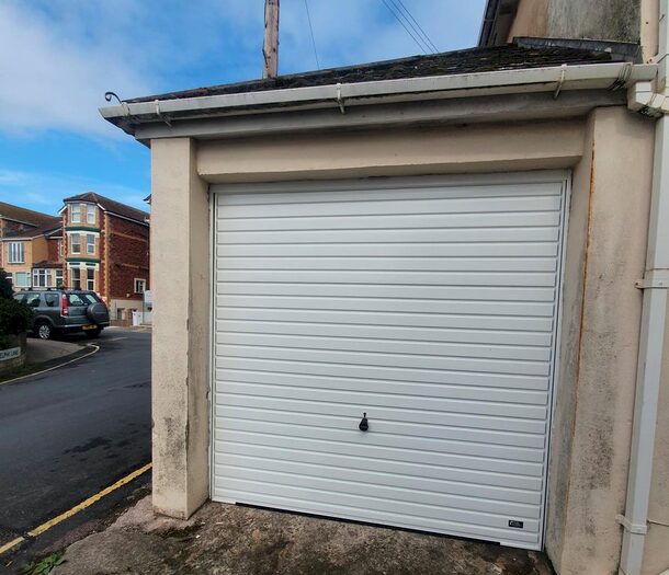 Studio To Rent In Esplanade Road, Paignton, TQ4