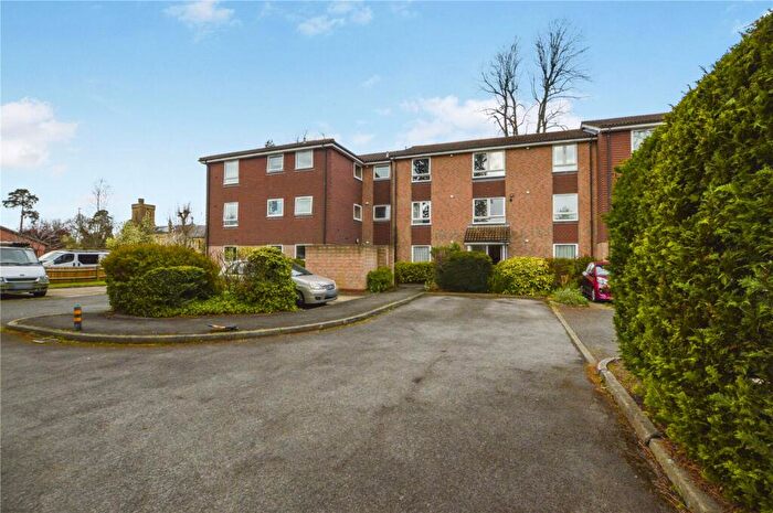 1 Bedroom Apartment To Rent In Church Road, Addlestone, Surrey, KT15