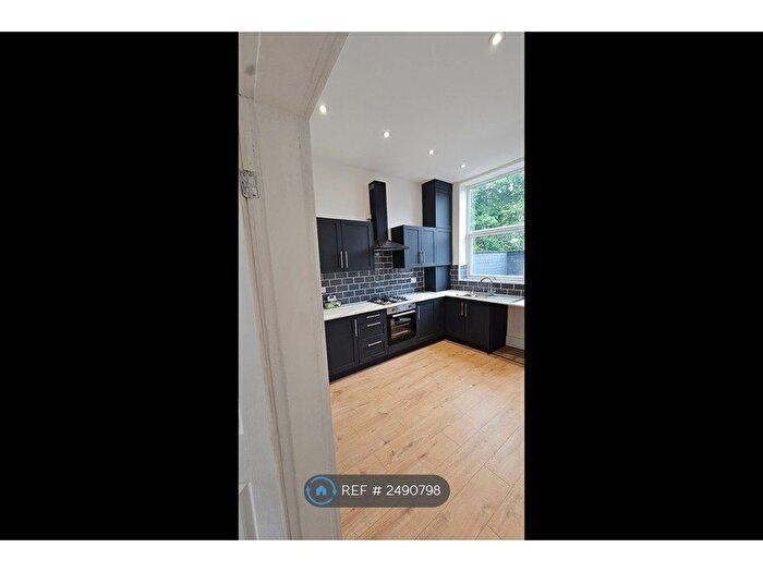 4 Bedroom Terraced House To Rent In Cranbrook Street, Ashton-Under-Lyne, OL7