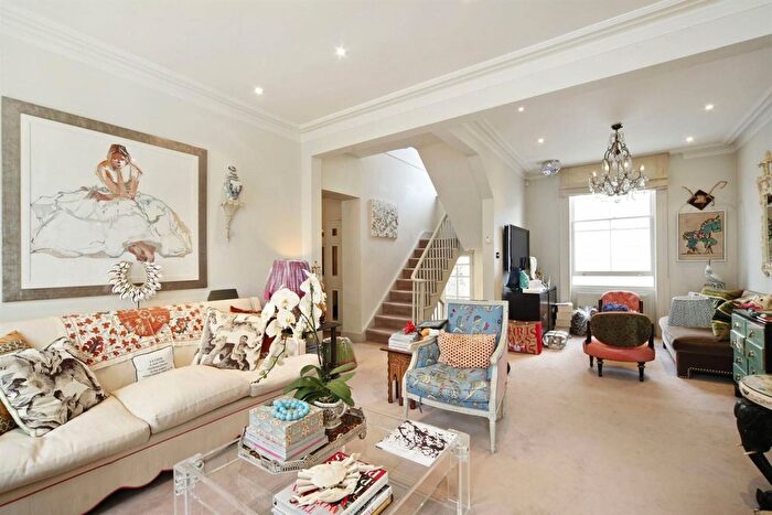 5 Bedroom Property To Rent In Gertrude Street, London, SW10
