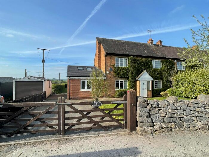 3 Bedroom Town House For Sale In Rue Hill, Cauldon Low, ST10