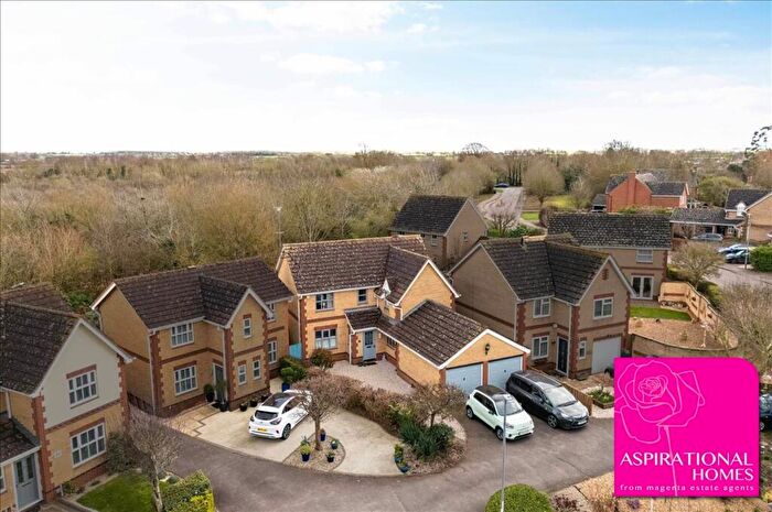 4 Bedroom Detached House For Sale In Manningham Road, Stanwick, Northamptonshire, NN9