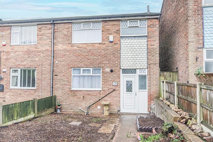 3 Bedroom End Terrace House For Sale In Flintham Court, Mansfield, NG18