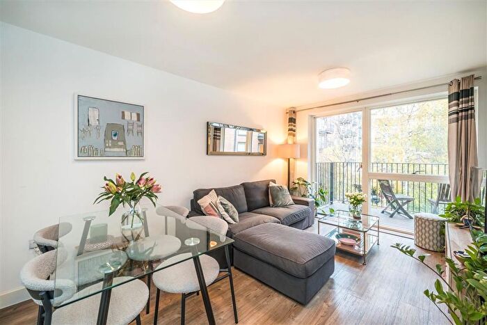 2 Bedroom Flat For Sale In Milles Square, Brixton, SW9