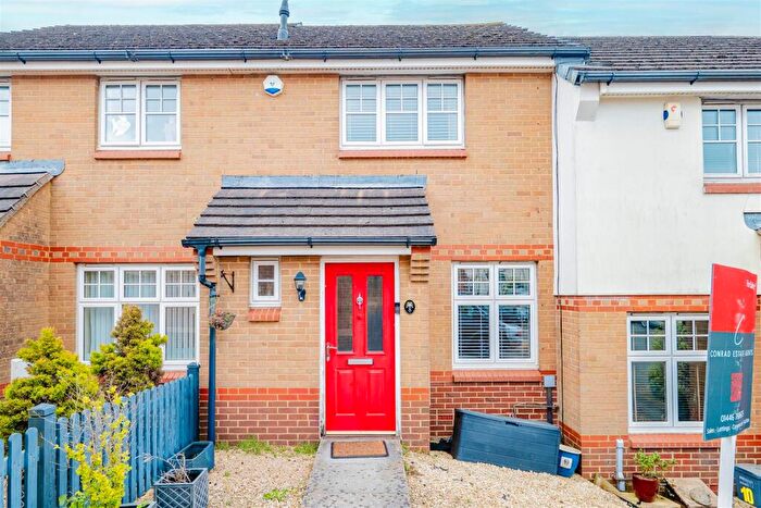 2 Bedroom Terraced House For Sale In Carn Yr Ebol, Barry, CF63