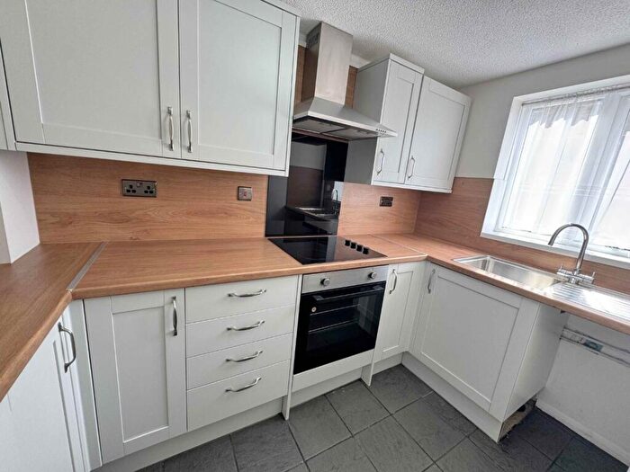 2 Bedroom End Of Terrace House To Rent In Weaver Drive, Long Lawford, Rugby, CV23