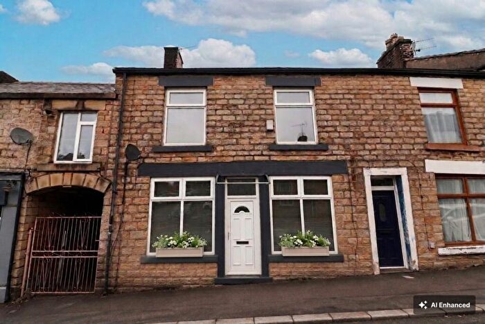 4 Bedroom Terraced House For Sale In Station Road, Hadfield, SK13