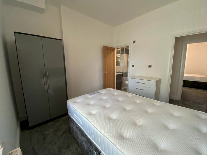 4 Bedroom Flat To Rent In Mutley Plain, Mutley, Plymouth, PL4