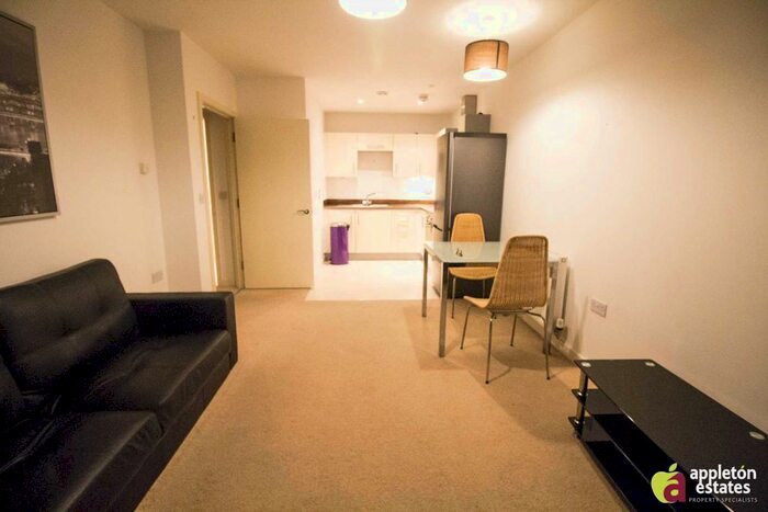1 Bedroom Flat To Rent In Whitestone Way, Croydon CR0