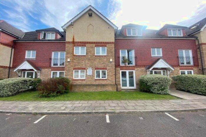 2 Bedroom Flat To Rent In High Street, Orpington, BR6