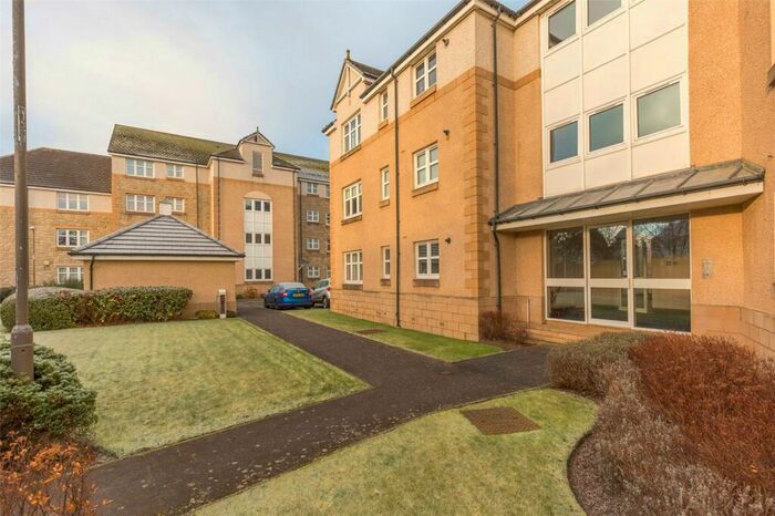 2 Bedroom Flat To Rent In Meadow Place Road, Edinburgh, EH12