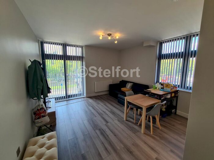 2 Bedroom Flat To Rent In Bridge Street, Hemel Hempstead, HP1