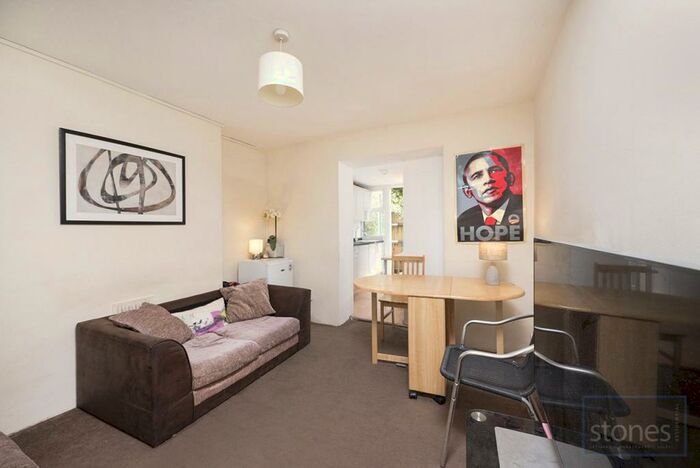 5 Bedroom Apartment To Rent In Camden Road, Camden, London, NW1