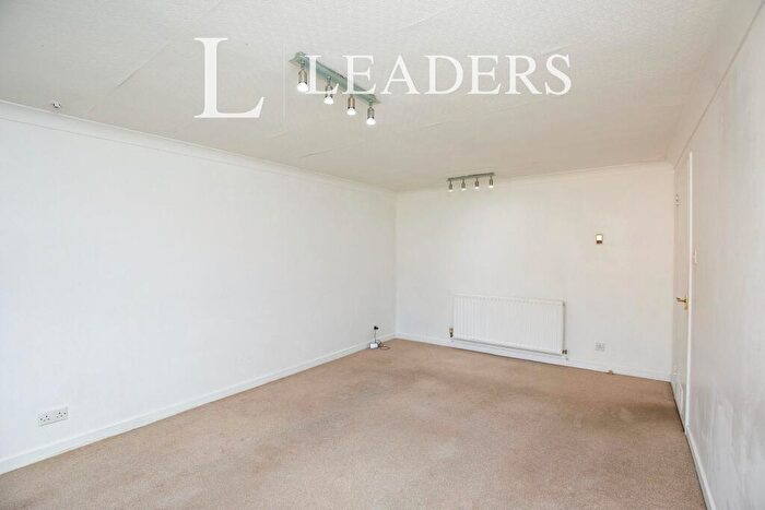 2 Bedroom Apartment To Rent In Barley Close, DE21