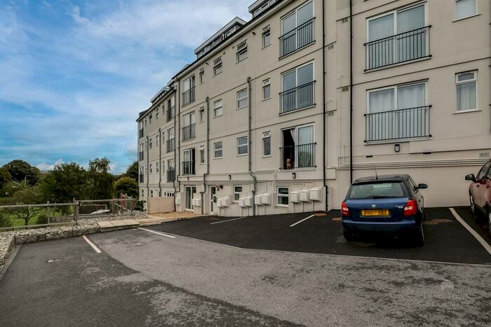 2 Bedroom Apartment To Rent In Arundel Crescent, Plymouth, PL1