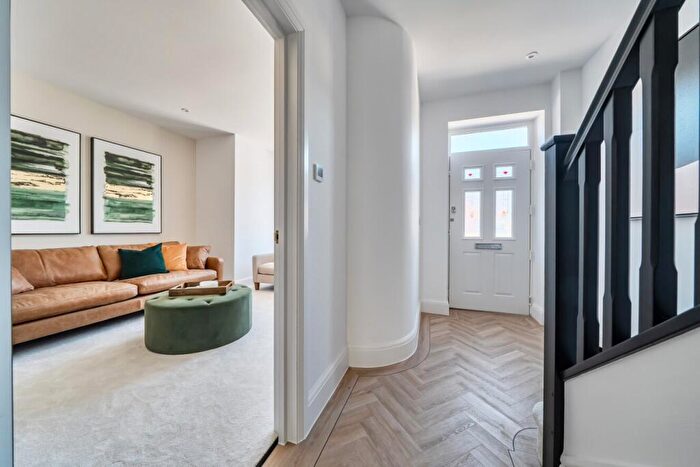 4 Bedroom Semi Detached House For Sale In Sandford Road, Bromley, BR2