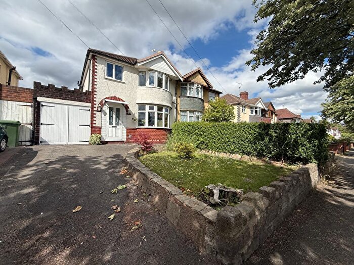 3 Bedroom Semi-Detached House To Rent In Darlaston Lane, Bilston, WV14