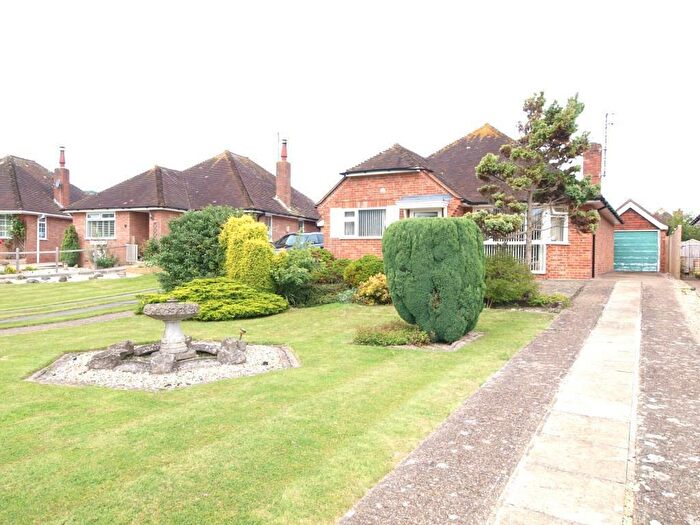 3 Bedroom Detached Bungalow For Sale In Old Mill Lane, Polegate, BN26