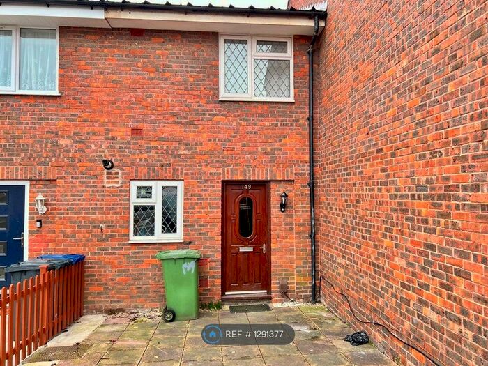 3 Bedroom Terraced House To Rent In Lancaster Road, Northolt UB5