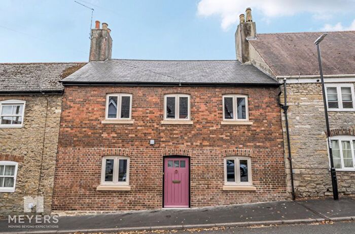3 Bedroom Terraced House For Sale In High Street, Fordington, Dorchester, DT1