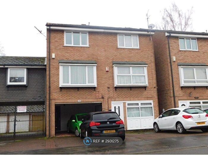 2 Bedroom Terraced House To Rent In Ferngill Close, Nottingham, NG2