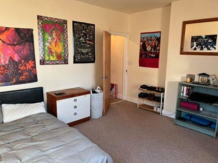 2 Bedroom Flat To Rent In Radford Boulevard, NG7