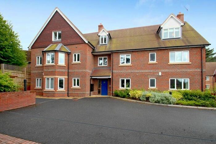 1 Bedroom Flat To Rent In Woodfield, Dean Court Road, Oxford, OX2