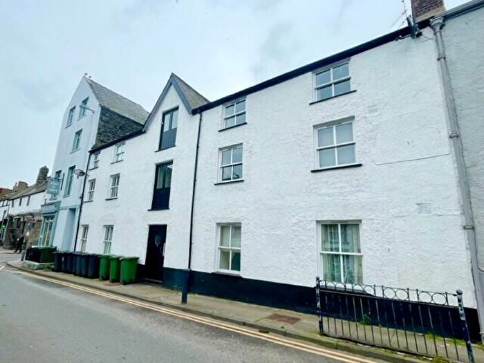 1 Bedroom Apartment To Rent In Berry Street, Conwy, LL32