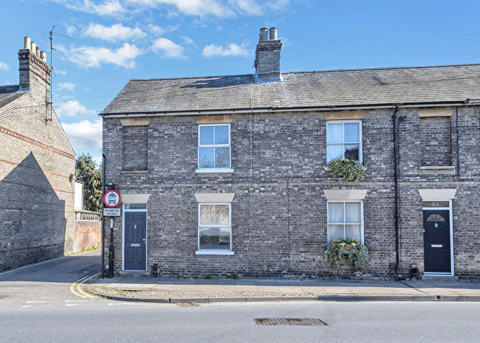 2 Bedroom Terraced House For Sale In Northgate Street, Bury St Edmunds, IP33